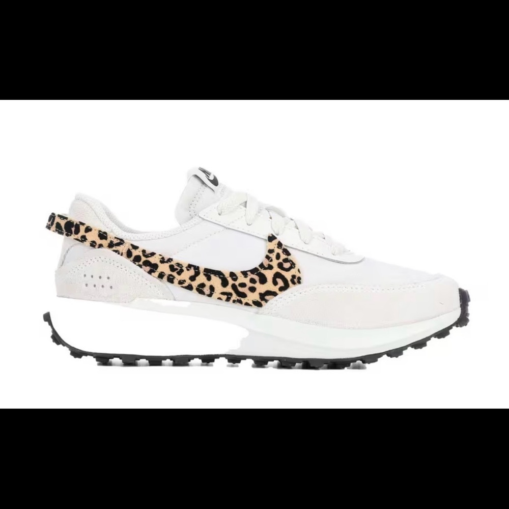 Nike Waffle Debut